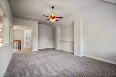7 E Wading Pond Circle, Tomball, TX 77375 - Photo 33