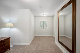 7 East Wading Pond Circle, The Woodlands, TX 77375 - Photo 35