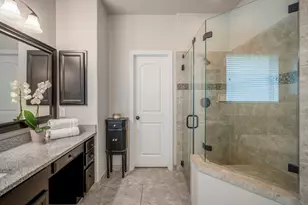7 East Wading Pond Circle, The Woodlands, TX 77375 - Photo 27