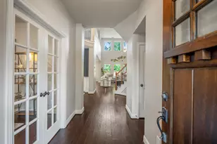7 East Wading Pond Circle, The Woodlands, TX 77375 - Photo 5