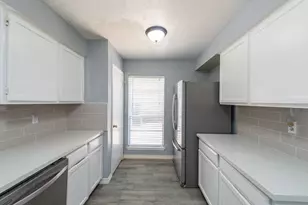 3323 Silverside Dr, Katy, TX 77449 - Photo 7