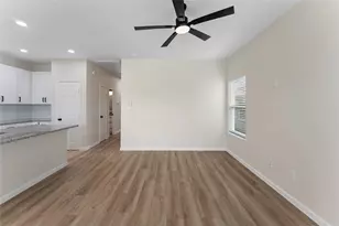 5323 Groveton St, Houston, TX 77033 - Photo 15