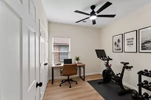 5323 Groveton St, Houston, TX 77033 - Photo 27