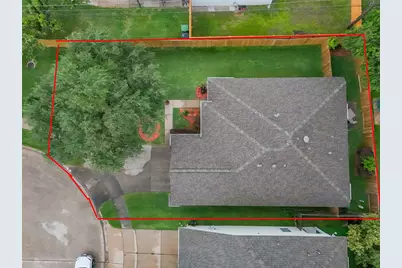 13022 Cherton Court, Houston, TX 77045 - Photo 29