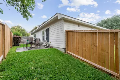 13022 Cherton Court, Houston, TX 77045 - Photo 25