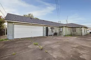 7119 Long Point Rd, Houston, TX 77055 - Photo 19
