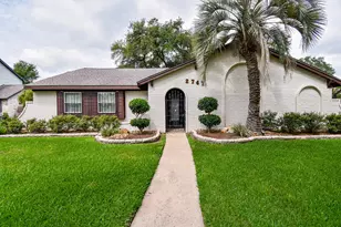 2747 Durban Dr, Houston, TX 77043 - Photo 1