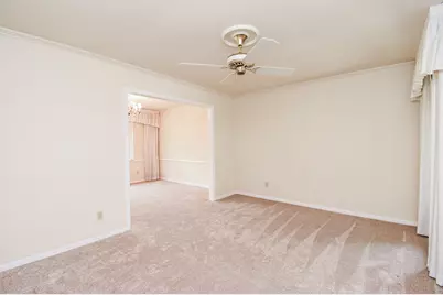 2747 Durban Drive, Houston, TX 77043 - Photo 5