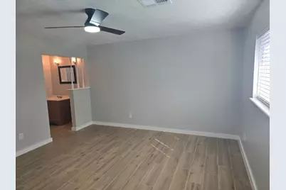 8307 Coastway Lane, Houston, TX 77075 - Photo 17