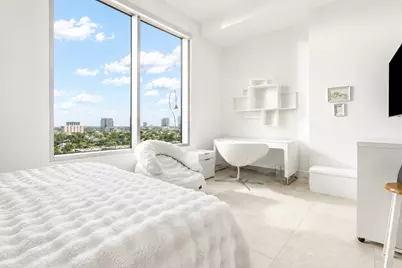 2727 Kirby Drive #10E, Houston, TX 77098 - Photo 11