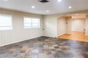 5564 Aspen St, Bellaire, TX 77401 - Photo 11