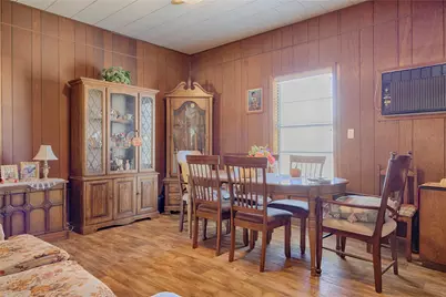 602 E Post Office Street, Weimar, TX 78962 - Photo 7