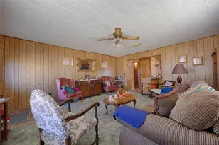 602 E Post Office St, Weimar, TX 78962 - Photo 7