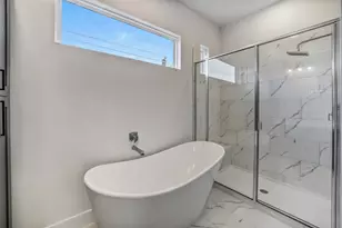 225 Willard St, Houston, TX 77006 - Photo 25