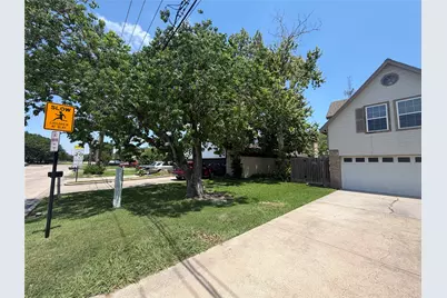 411 S Austin Street, Webster, TX 77598 - Photo 3