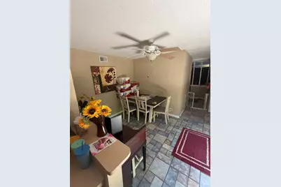 411 S Austin Street, Webster, TX 77598 - Photo 5