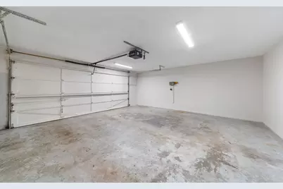 41 Greentree Lane, Conroe, TX 77304 - Photo 17