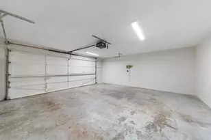 41 Greentree Ln, Conroe, TX 77304 - Photo 17