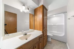 41 Greentree Ln, Conroe, TX 77304 - Photo 15