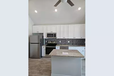10090 Calendar Street, Willis, TX 77318 - Photo 3