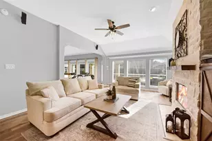 1814 Sandy Lake Dr, Friendswood, TX 77546 - Photo 13