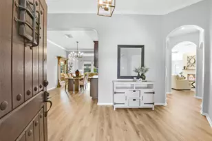 1814 Sandy Lake Dr, Friendswood, TX 77546 - Photo 3