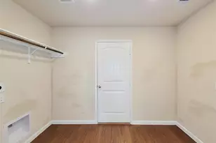 9726 Shimmering Lakes Dr, Rosharon, TX 77583 - Photo 11