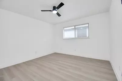 6258 Briar Glade Drive, Houston, TX 77072 - Photo 29