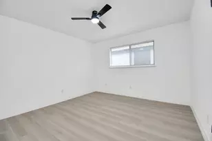 6258 Briar Glade Dr, Houston, TX 77072 - Photo 29