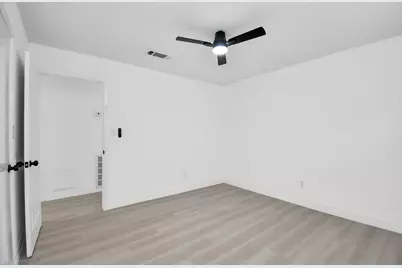 6258 Briar Glade Drive, Houston, TX 77072 - Photo 31