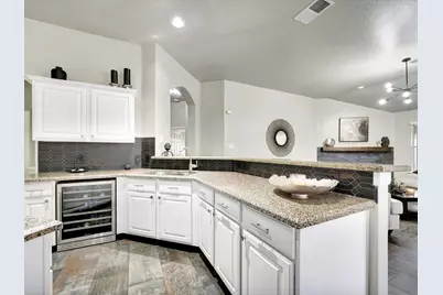 1718 Buckingham Drive, Pasadena, TX 77504 - Photo 7