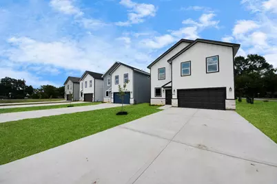 418 N 4th Street, Beasley, TX 77417 - Photo 3