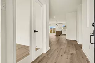 3106 Altus Dr, Houston, TX 77051 - Photo 5