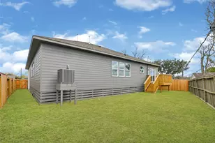 3106 Altus Dr, Houston, TX 77051 - Photo 31