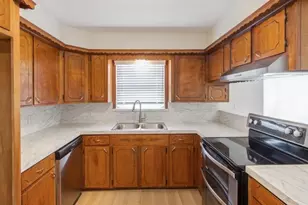 407 Holly Ln, Conroe, TX 77304 - Photo 7