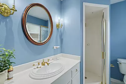 18319 Hereford Lane, Houston, TX 77058 - Photo 17