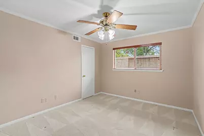 18319 Hereford Lane, Houston, TX 77058 - Photo 15