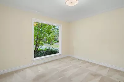 18319 Hereford Lane, Houston, TX 77058 - Photo 9