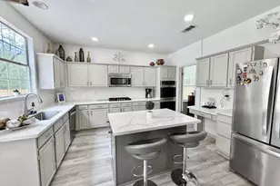 65 S Hidden View Cir, The Woodlands, TX 77381 - Photo 13