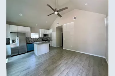 16733 E Hammon Street, Montgomery, TX 77316 - Photo 3
