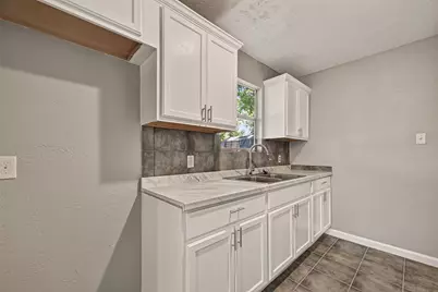 1089 Conklin Street, Houston, TX 77088 - Photo 9