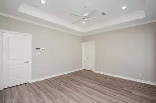101 Drew St, Houston, TX 77006 - Photo 27
