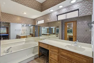 50 Waters Edge Street, Conroe, TX 77356 - Photo 19