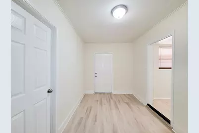133 S Yaupon Street, Lake Jackson, TX 77566 - Photo 27