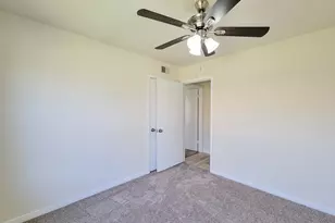 133 S Yaupon St, Lake Jackson, TX 77566 - Photo 19