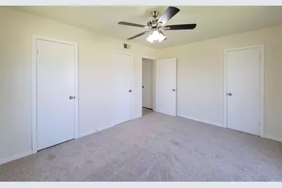 133 S Yaupon Street, Lake Jackson, TX 77566 - Photo 21