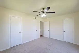 133 S Yaupon St, Lake Jackson, TX 77566 - Photo 21