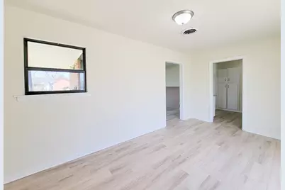 133 S Yaupon Street, Lake Jackson, TX 77566 - Photo 25