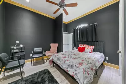 12832 Willow Centre Drive, Houston, TX 77066 - Photo 7