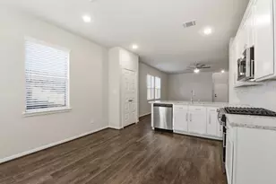 8415 Baywatch Cir, Baytown, TX 77523 - Photo 21